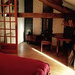 Kleine Haus By Interhome Holiday home Nontron